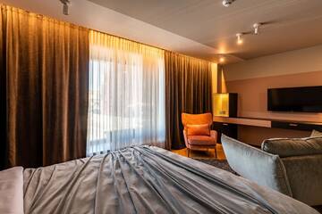 Номер Делюкс с кроватью размера «king-size» в Отеле Maestro Design Hotel